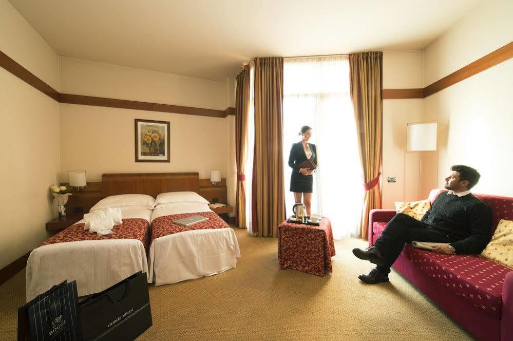 Milanore Hotel By Diva Hotels 시니셀로발사모 외부 사진